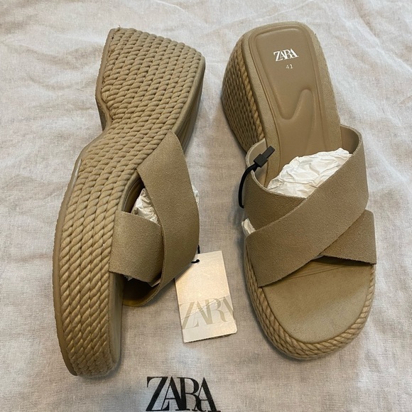 Zara NWT suede wedge sandals - Picture 8 of 8